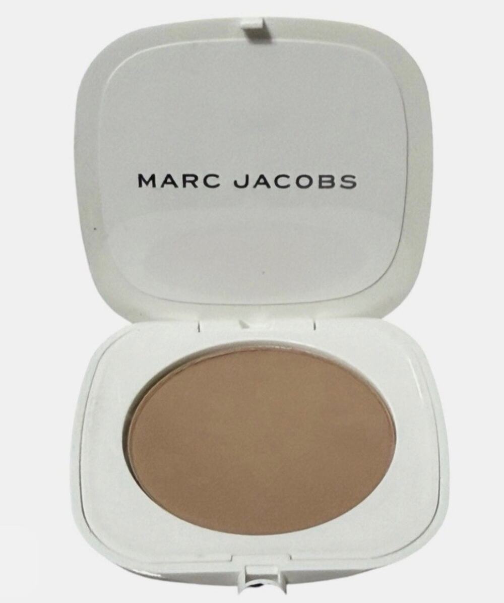 Marc Jacobs O!mega Bronze Pressed Powder Bronzer Coconut Tan-tastic 104